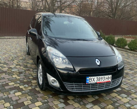 Черный Рено Гранд Сценик, объемом двигателя 1.4 л и пробегом 198 тыс. км за 5700 $, фото 1 на Automoto.ua