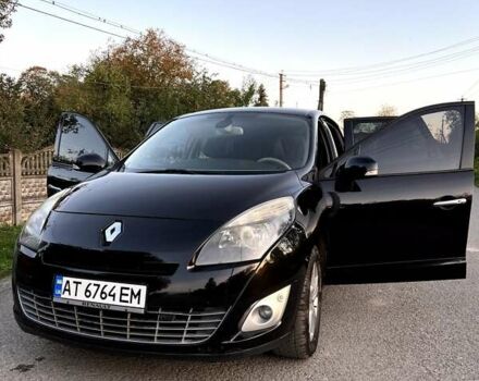 Черный Рено Гранд Сценик, объемом двигателя 1.9 л и пробегом 214 тыс. км за 6800 $, фото 2 на Automoto.ua