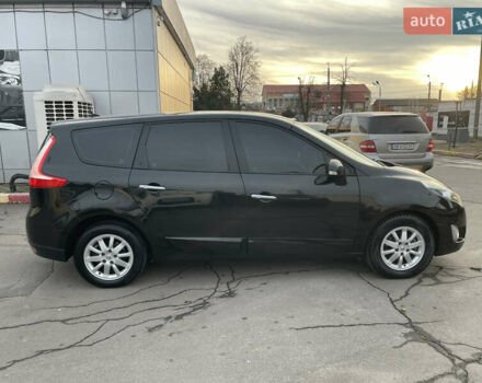 Черный Рено Гранд Сценик, объемом двигателя 1.4 л и пробегом 208 тыс. км за 6000 $, фото 45 на Automoto.ua