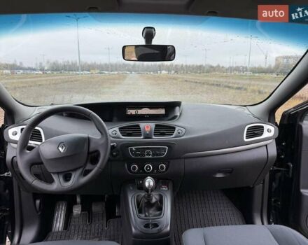 Черный Рено Гранд Сценик, объемом двигателя 1.5 л и пробегом 279 тыс. км за 6250 $, фото 3 на Automoto.ua