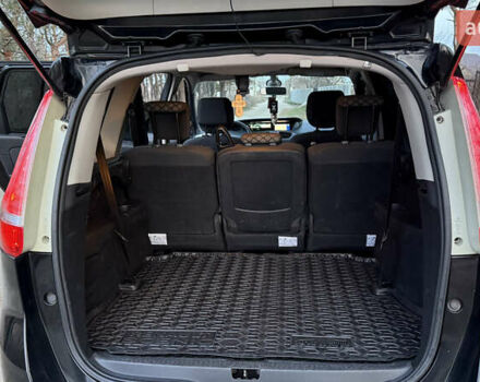 Чорний Рено Гранд Сценік, об'ємом двигуна 1.4 л та пробігом 285 тис. км за 6800 $, фото 14 на Automoto.ua