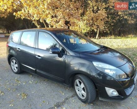 Черный Рено Гранд Сценик, объемом двигателя 1.4 л и пробегом 280 тыс. км за 6500 $, фото 2 на Automoto.ua