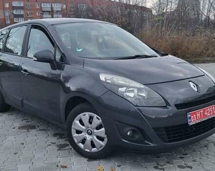 Черный Рено Гранд Сценик, объемом двигателя 1.6 л и пробегом 200 тыс. км за 8350 $, фото 8 на Automoto.ua