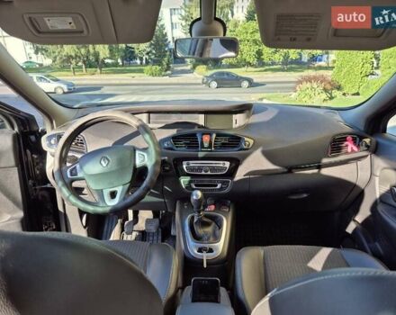 Черный Рено Гранд Сценик, объемом двигателя 1.87 л и пробегом 360 тыс. км за 7500 $, фото 9 на Automoto.ua