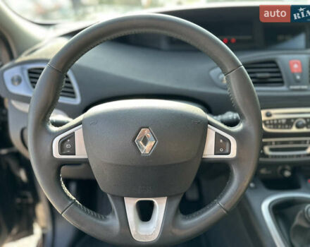 Чорний Рено Гранд Сценік, об'ємом двигуна 1.6 л та пробігом 198 тис. км за 7500 $, фото 17 на Automoto.ua