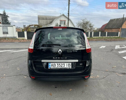 Черный Рено Гранд Сценик, объемом двигателя 2 л и пробегом 232 тыс. км за 8500 $, фото 9 на Automoto.ua