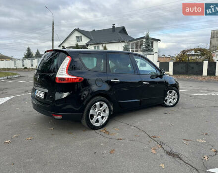 Черный Рено Гранд Сценик, объемом двигателя 2 л и пробегом 232 тыс. км за 8500 $, фото 13 на Automoto.ua