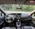 Черный Рено Гранд Сценик, объемом двигателя 2 л и пробегом 219 тыс. км за 9950 $, фото 2 на Automoto.ua