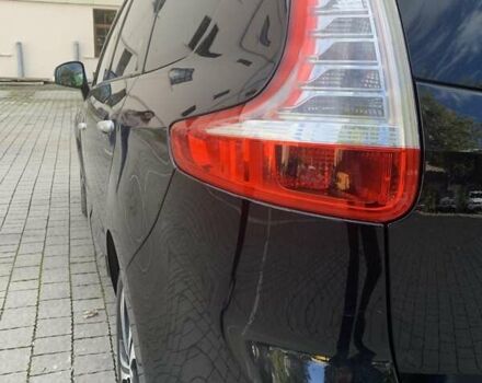 Черный Рено Гранд Сценик, объемом двигателя 1.6 л и пробегом 226 тыс. км за 8300 $, фото 23 на Automoto.ua