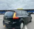 Черный Рено Гранд Сценик, объемом двигателя 0 л и пробегом 250 тыс. км за 7800 $, фото 5 на Automoto.ua