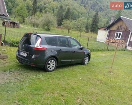 Черный Рено Гранд Сценик, объемом двигателя 1.87 л и пробегом 251 тыс. км за 7200 $, фото 7 на Automoto.ua