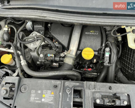 Черный Рено Гранд Сценик, объемом двигателя 1.5 л и пробегом 235 тыс. км за 7999 $, фото 15 на Automoto.ua