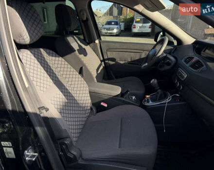 Черный Рено Гранд Сценик, объемом двигателя 1.5 л и пробегом 333 тыс. км за 6100 $, фото 9 на Automoto.ua