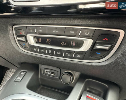 Черный Рено Гранд Сценик, объемом двигателя 2 л и пробегом 232 тыс. км за 8500 $, фото 64 на Automoto.ua