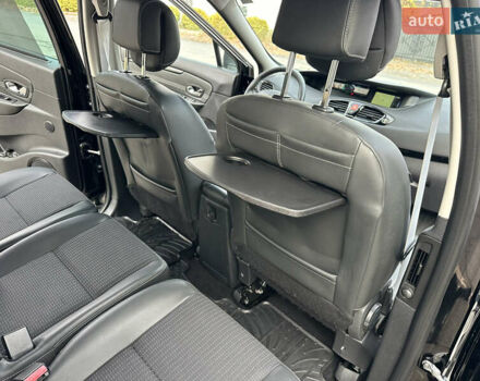 Черный Рено Гранд Сценик, объемом двигателя 2 л и пробегом 232 тыс. км за 8500 $, фото 52 на Automoto.ua