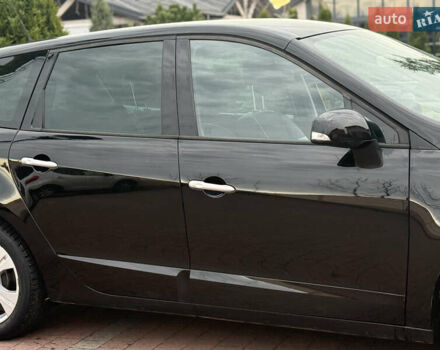 Черный Рено Гранд Сценик, объемом двигателя 1.6 л и пробегом 213 тыс. км за 8250 $, фото 7 на Automoto.ua