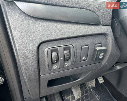 Чорний Рено Гранд Сценік, об'ємом двигуна 1.4 л та пробігом 230 тис. км за 7400 $, фото 5 на Automoto.ua