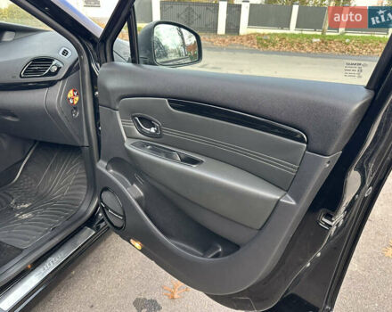 Черный Рено Гранд Сценик, объемом двигателя 2 л и пробегом 232 тыс. км за 8500 $, фото 53 на Automoto.ua