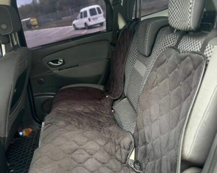 Черный Рено Гранд Сценик, объемом двигателя 0 л и пробегом 250 тыс. км за 7800 $, фото 7 на Automoto.ua