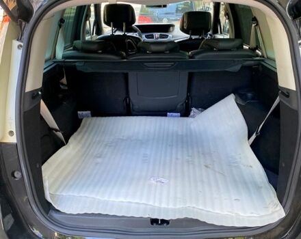 Черный Рено Гранд Сценик, объемом двигателя 1.4 л и пробегом 145 тыс. км за 7700 $, фото 2 на Automoto.ua