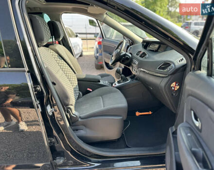 Чорний Рено Гранд Сценік, об'ємом двигуна 1.6 л та пробігом 198 тис. км за 7500 $, фото 31 на Automoto.ua