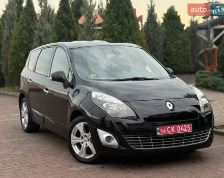 Черный Рено Гранд Сценик, объемом двигателя 1.6 л и пробегом 213 тыс. км за 8250 $, фото 3 на Automoto.ua