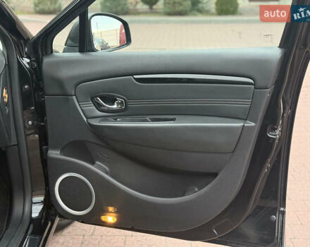 Черный Рено Гранд Сценик, объемом двигателя 1.6 л и пробегом 213 тыс. км за 8250 $, фото 40 на Automoto.ua