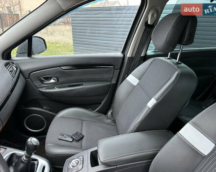 Черный Рено Гранд Сценик, объемом двигателя 1.6 л и пробегом 174 тыс. км за 7450 $, фото 32 на Automoto.ua
