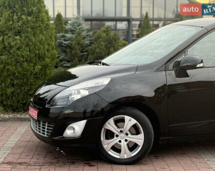 Черный Рено Гранд Сценик, объемом двигателя 1.6 л и пробегом 213 тыс. км за 8250 $, фото 18 на Automoto.ua