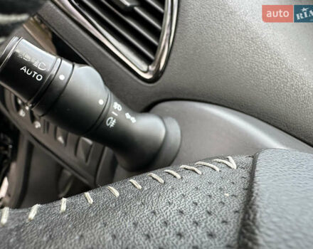 Черный Рено Гранд Сценик, объемом двигателя 2 л и пробегом 232 тыс. км за 8500 $, фото 39 на Automoto.ua