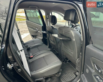 Черный Рено Гранд Сценик, объемом двигателя 2 л и пробегом 232 тыс. км за 8500 $, фото 50 на Automoto.ua