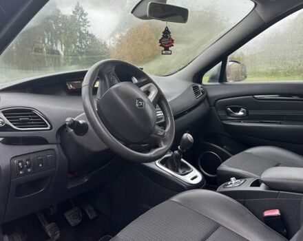 Черный Рено Гранд Сценик, объемом двигателя 1.4 л и пробегом 242 тыс. км за 6600 $, фото 4 на Automoto.ua