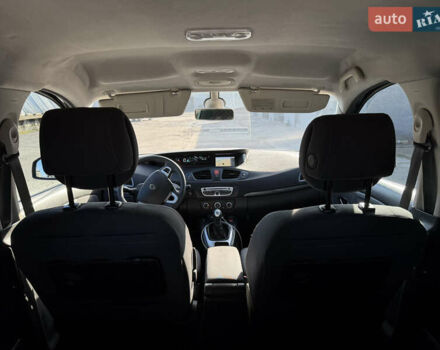 Черный Рено Гранд Сценик, объемом двигателя 1.5 л и пробегом 333 тыс. км за 6100 $, фото 11 на Automoto.ua