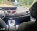 Черный Рено Гранд Сценик, объемом двигателя 1.5 л и пробегом 415 тыс. км за 7650 $, фото 2 на Automoto.ua