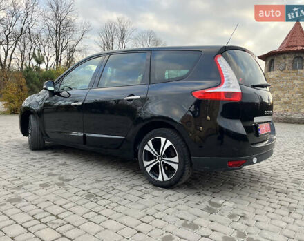 Черный Рено Гранд Сценик, объемом двигателя 1.5 л и пробегом 235 тыс. км за 7999 $, фото 5 на Automoto.ua