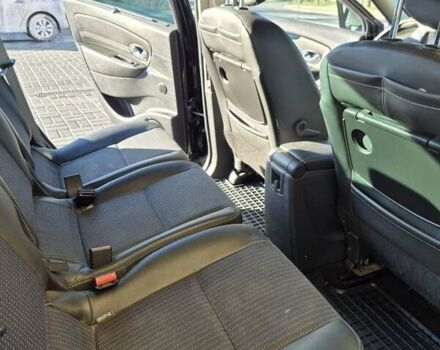 Черный Рено Гранд Сценик, объемом двигателя 1.87 л и пробегом 360 тыс. км за 7500 $, фото 10 на Automoto.ua