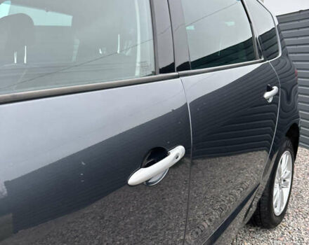 Черный Рено Гранд Сценик, объемом двигателя 1.6 л и пробегом 174 тыс. км за 7450 $, фото 19 на Automoto.ua