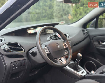 Черный Рено Гранд Сценик, объемом двигателя 1.6 л и пробегом 213 тыс. км за 8250 $, фото 27 на Automoto.ua