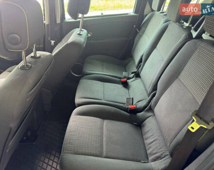 Чорний Рено Гранд Сценік, об'ємом двигуна 1.4 л та пробігом 230 тис. км за 7400 $, фото 7 на Automoto.ua