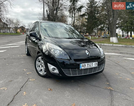 Черный Рено Гранд Сценик, объемом двигателя 2 л и пробегом 232 тыс. км за 8500 $, фото 20 на Automoto.ua