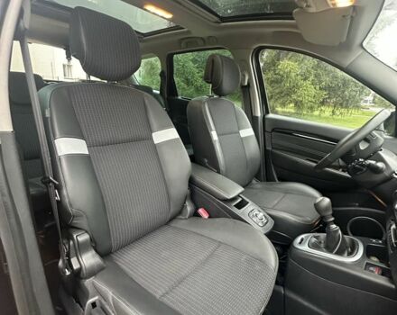 Черный Рено Гранд Сценик, объемом двигателя 1.4 л и пробегом 242 тыс. км за 6600 $, фото 6 на Automoto.ua