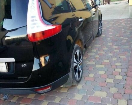 Черный Рено Гранд Сценик, объемом двигателя 1.6 л и пробегом 328 тыс. км за 7150 $, фото 5 на Automoto.ua