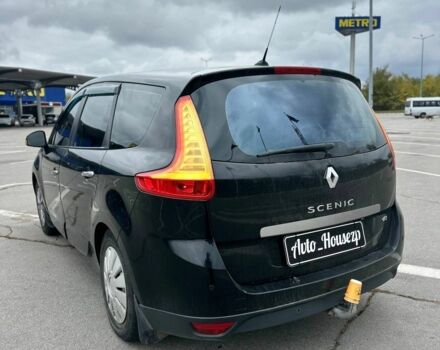 Черный Рено Гранд Сценик, объемом двигателя 0 л и пробегом 250 тыс. км за 7800 $, фото 3 на Automoto.ua