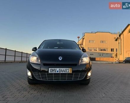 Рено Гранд Сценик 2011 в Луцке на Automoto.ua Черный Рено Гранд Сценик, объемом двигателя 1.4 л и пробегом 215 тыс. км за 6700 $, фото 32 на Automoto.ua