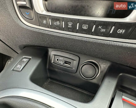 Черный Рено Гранд Сценик, объемом двигателя 2 л и пробегом 232 тыс. км за 8500 $, фото 63 на Automoto.ua