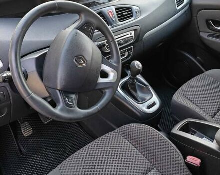 Черный Рено Гранд Сценик, объемом двигателя 1.5 л и пробегом 292 тыс. км за 5999 $, фото 46 на Automoto.ua