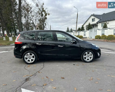 Черный Рено Гранд Сценик, объемом двигателя 2 л и пробегом 232 тыс. км за 8500 $, фото 32 на Automoto.ua