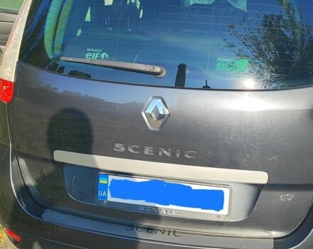 Черный Рено Гранд Сценик, объемом двигателя 1.6 л и пробегом 253 тыс. км за 8000 $, фото 9 на Automoto.ua