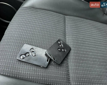 Черный Рено Гранд Сценик, объемом двигателя 1.6 л и пробегом 174 тыс. км за 7450 $, фото 30 на Automoto.ua