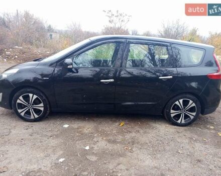 Черный Рено Гранд Сценик, объемом двигателя 1.9 л и пробегом 275 тыс. км за 7400 $, фото 2 на Automoto.ua